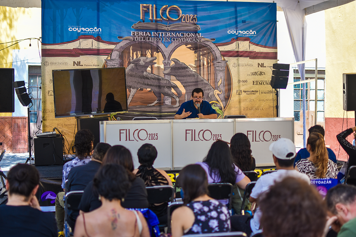 Conferencia Theo Hernandez